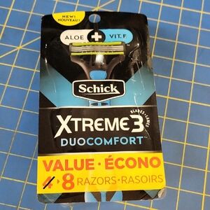 Schick Xtreme3 Aloe + VitvE DuoComfort Razors 8ct New Sealed Package